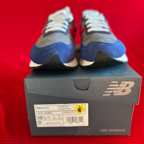 New Balance 237 - Picture 6 of 8